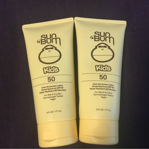 NEW SUN BUM KIDS CLEAR SUNSCREEN LOTION, SPF 50, 6 oz EXP 10/2024 (LOT Of 2) - Picture 1 of 6